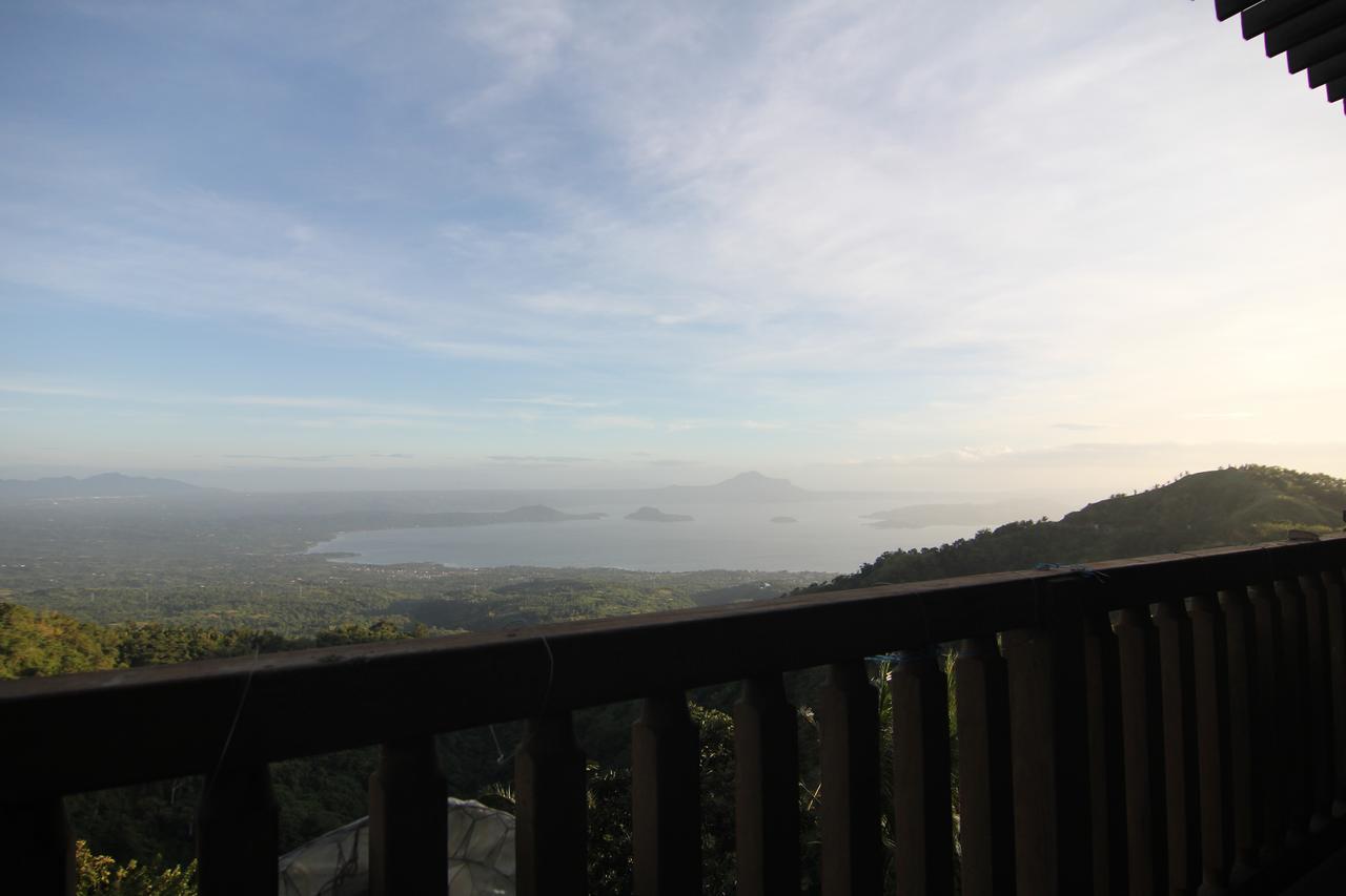 Alta D' Tagaytay Hotel Tagaytay City Exteriör bild